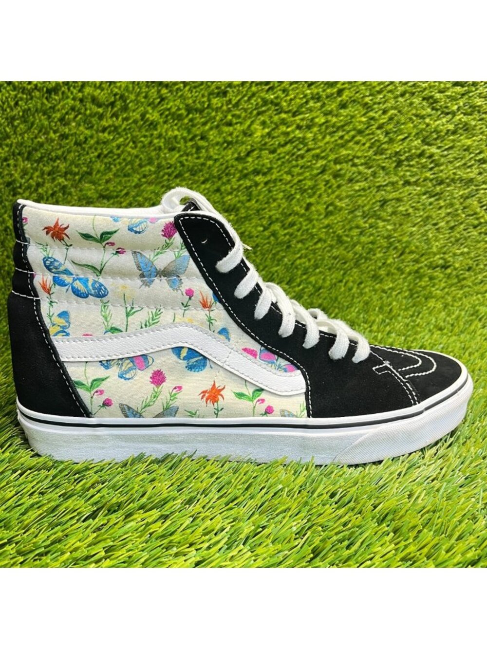 Vans Sk8-Hi Butterfly Floral Marshmallow Mens Size 10 Casual Shoes Sneakers